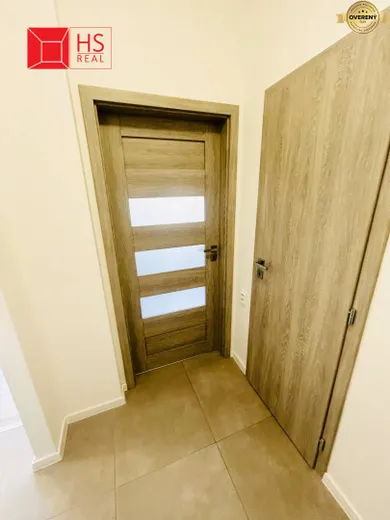 Na prenájom byt v Nové Zámky · €465 · Novostavba