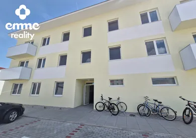 Mieszkania na sprzedaż, 3-pokojowe, Trstice · €121 900