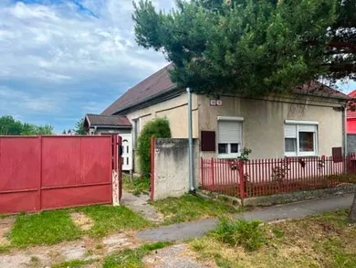 Domy na sprzedaż, Palárikovo · €85 000