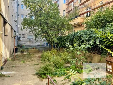 Na predaj 2-izbový byt, 68 m², Nové Zámky, M. R. Štefánika