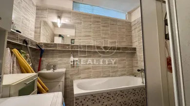 Na predaj 2-izbový byt, 61 m², Martin