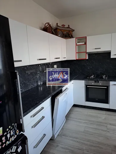 Квартири в оренду, 2-кімнатні, Nitra · €600