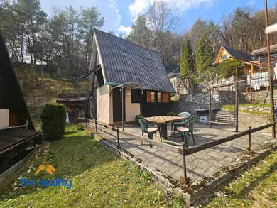 Na predaj 2-izbový rekreačný dom, 525 m², Dolné Vestenice, Cintorínska