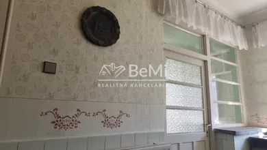 Na predaj 2-izbový dom, 650 m², Horné Saliby