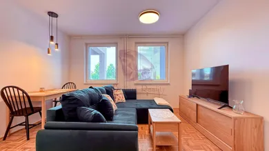 Квартиры в аренду, 2-комнатные, Senec · €750