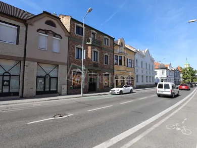Na prenájom komerčné, 100 m², Dunajská Streda, Hlavná