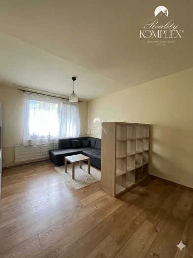 Mieszkania na sprzedaż, 2-pokojowe, Komárno · €95 000