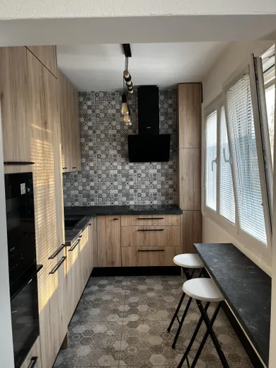 Byty na prenájom 2-izbový, Zvolen · €650