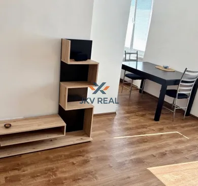 Na prenájom 2-izbový byt, 56 m², Spišská Nová Ves