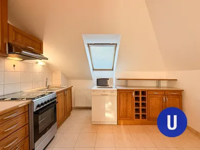 Na prenájom 1-izbový byt, 47 m², Nové Zámky, Andovská