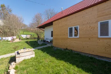 Na predaj 2-izbový dom, 65 m², Krajné