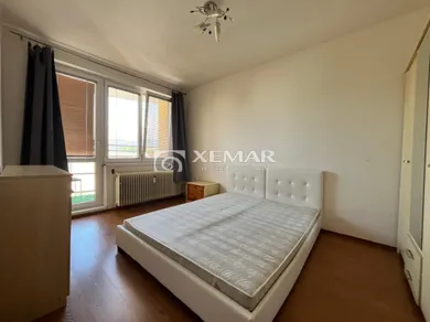 Na prenájom 2-izbový byt, 55 m², Banská Bystrica