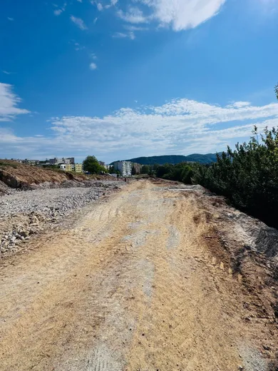 Na predaj pozemok, 687 m², Banská Bystrica, Vršacká ulica