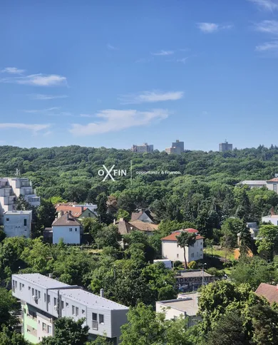 Na predaj 4-izbový byt, 83 m², Bratislava-Nové Mesto, Stromová