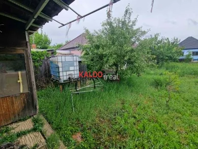 Na predaj pozemok, 733 m², Úľany nad Žitavou, Hlavná