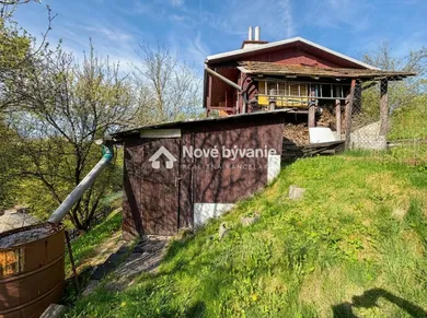 Na predaj 2-izbový rekreačný dom, 539 m², Mojš