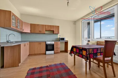 Mieszkania na sprzedaż, 3-pokojowe, Bratislava-Petržalka · €225 000
