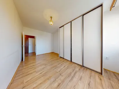 Na predaj 3-izbový byt, 78 m², Bratislava-Staré Mesto, Svetlá
