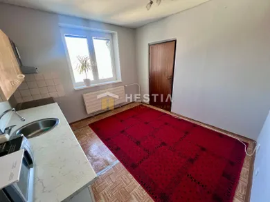 Na predaj 3-izbový byt, 78 m², Brezová pod Bradlom