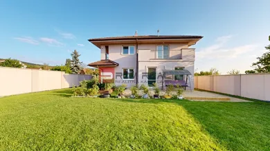 Na predaj 5-izbový dom, 127 m², Limbach, Záhradná 85