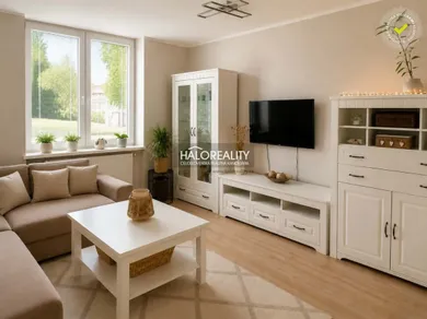 Na predaj 3-izbový byt, 95 m², Žiar nad Hronom