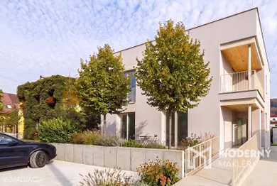 Na predaj 3-izbový byt, 90 m², Bardejov, Orechová