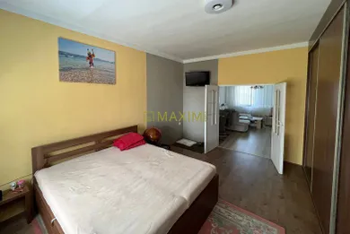 Na predaj 3-izbový byt, 93 m², Bratislava-Rača, Dopravná