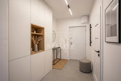 Na predaj 2-izbový byt, 48 m², Poprad