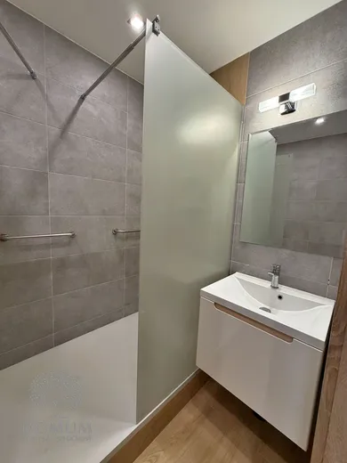 Byty na predaj 3-izbový, Nové Mesto nad Váhom · €149 900