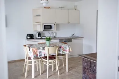 Na prenájom rekreačný dom, 45 m², Legnava