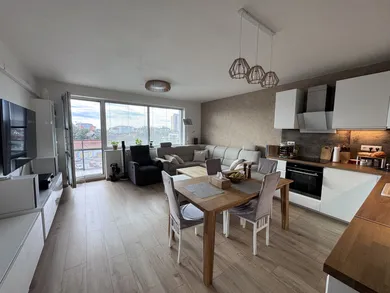 Byty na prenájom 3-izbový, Bratislava-Podunajské Biskupice · €1 039