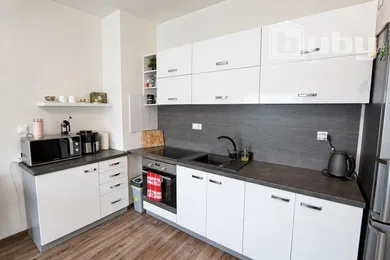 Na predaj 2-izbový byt, 42 m², Martin, Záturecká