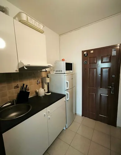 Na predaj 1-izbový byt, 31 m², Bratislava-Petržalka, Šustekova