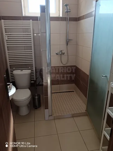 Na prenájom 1-izbový byt, 44 m², Levice, Ul. F. Hečku