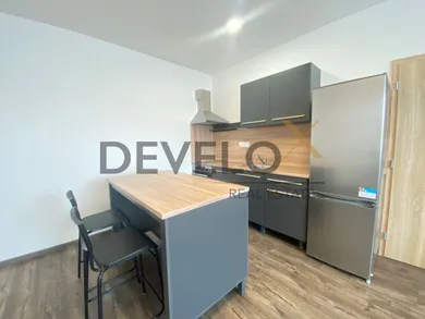 Na prenájom 1-izbový byt, 30 m², Malacky, Továrenská