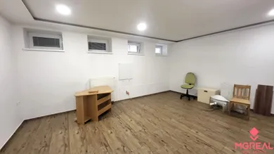 Na prenájom komerčné v Topoľčany · €220 · Dokončené