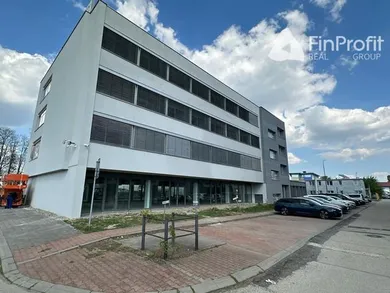 Na prenájom komerčné, 340 m², Bratislava-Ružinov, Vlčie Hrdlo