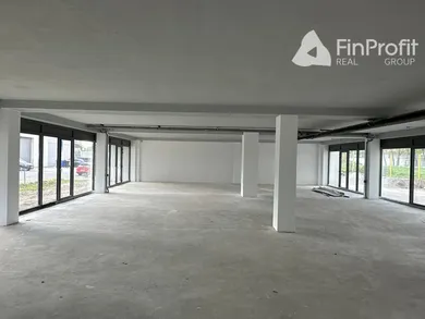Na prenájom komerčné, 340 m², Bratislava-Ružinov, Vlčie Hrdlo