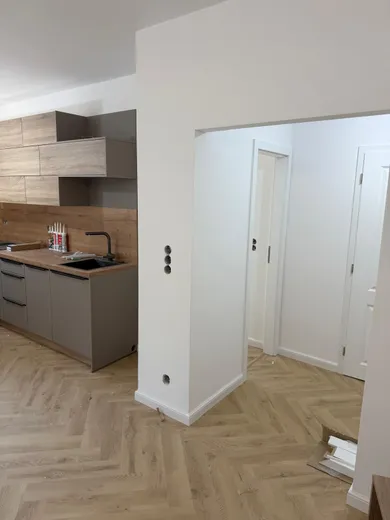 Na predaj 3-izbový byt, 67 m², Bratislava-Ružinov, Trenčianska