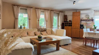 Byty na predaj 3-izbový, Nové Zámky · €149 990