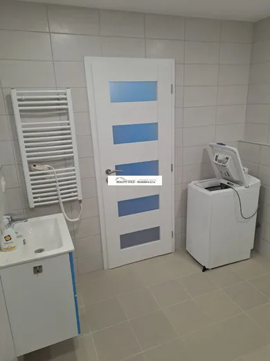 Na prenájom byt v Bratislava-Vrakuňa · €550 · Dokončené