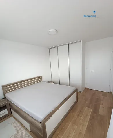 Na prenájom 3-izbový byt, 1 m², Trnava, Arboria
