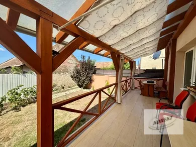 Na predaj 3-izbový dom, 200 m², Bánov