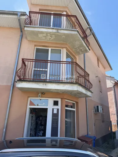 Na predaj komerčné, 64 m², Dunajská Streda