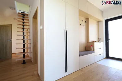 Na predaj 4-izbový dom, 88 m², Horňany