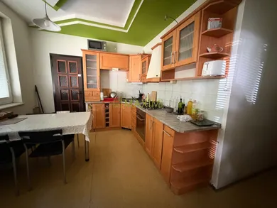 Byty na predaj 4-izbový, Nitra · €168 000