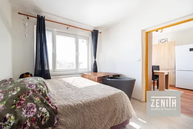 Na predaj 3-izbový byt, 74 m², Očová, Družstevná