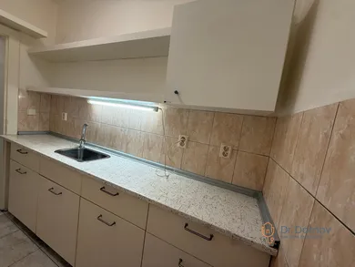 Na prenájom komerčné, 60 m², Bratislava-Dúbravka, Koprivnická