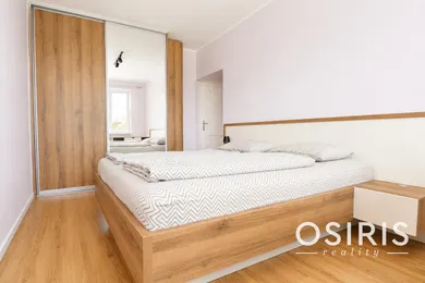 Na predaj 3-izbový byt, 72 m², Bratislava-Petržalka, Jasovská
