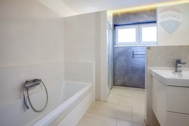 Na predaj 5-izbový dom, 142 m², Malacky, Jozefa Kubinu